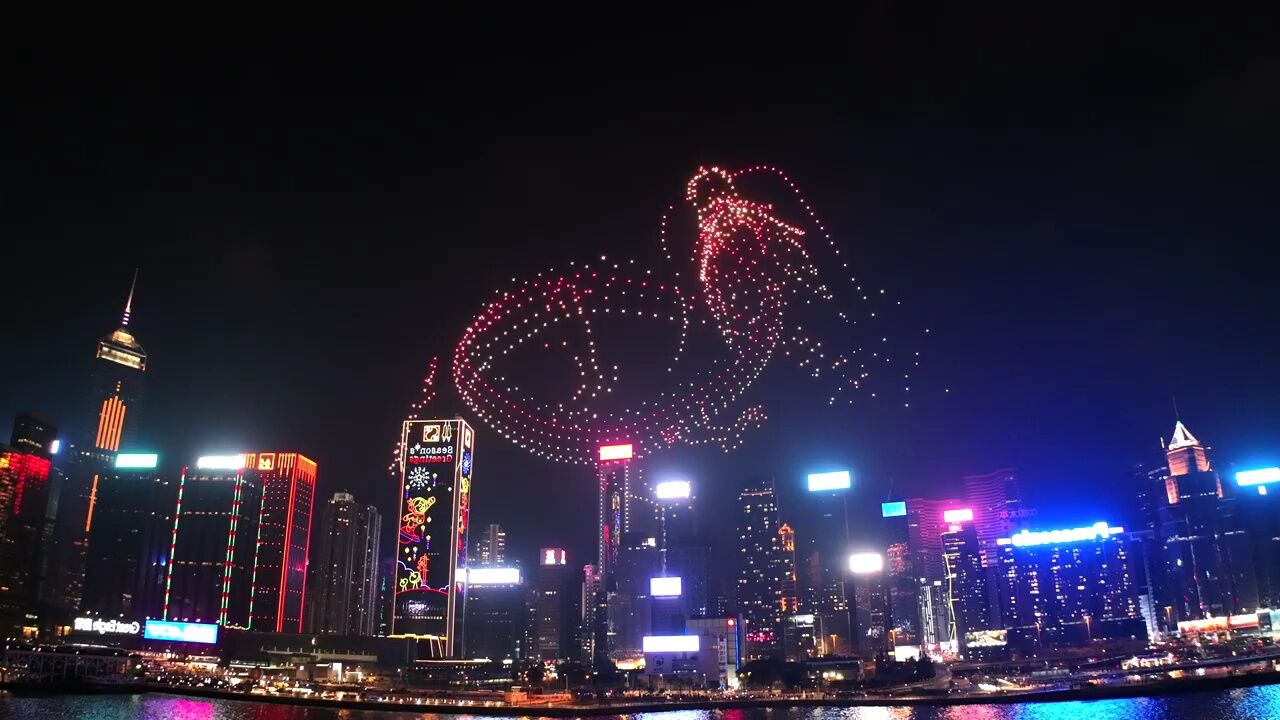 香港，致敬各位来宾与朋友们